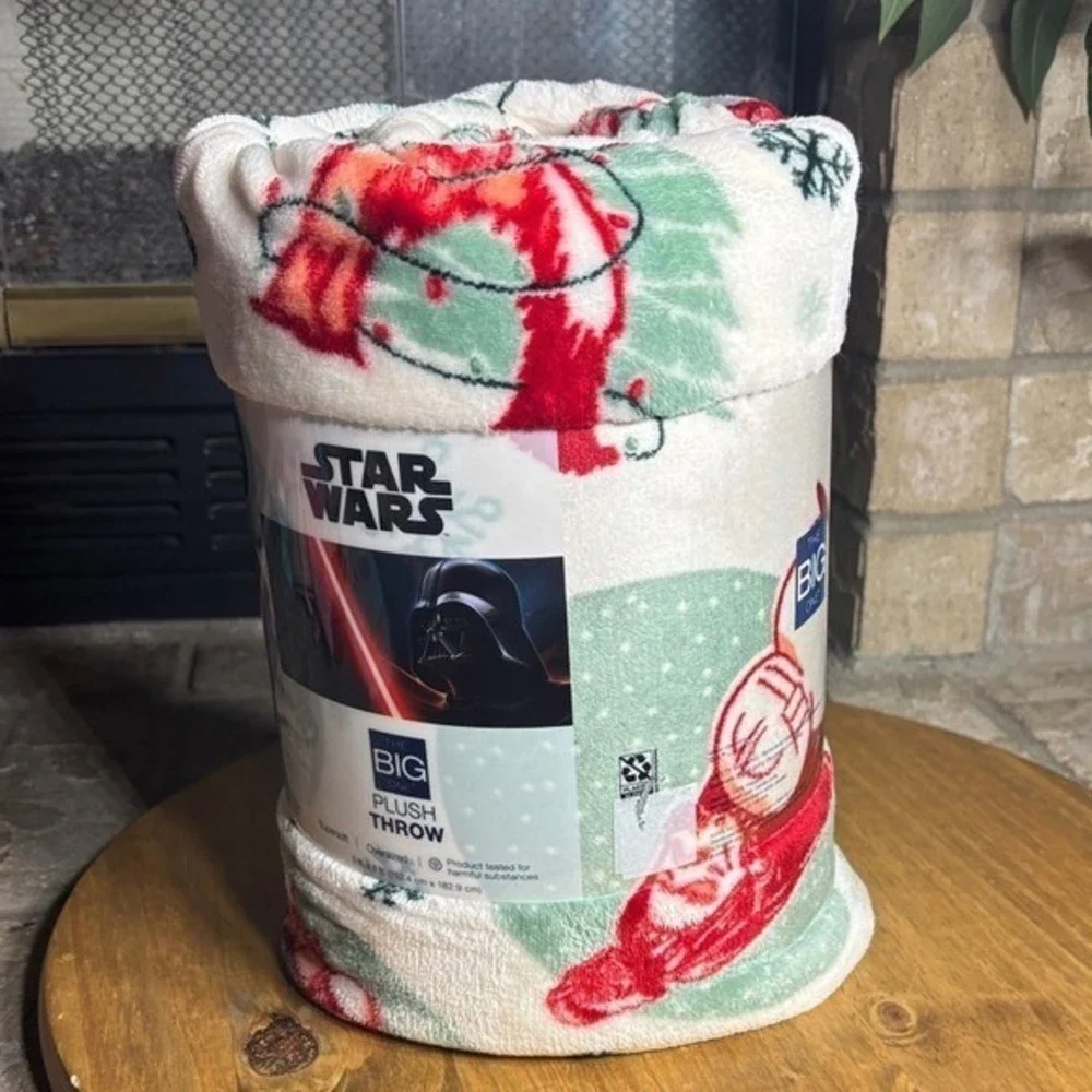 Star Wars Holiday Christmas Oversized Supersoft Throw Blanket 5'x6' GIFT NEW